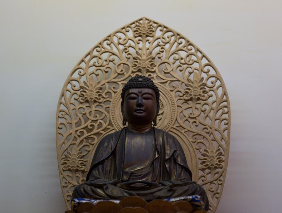 本尊