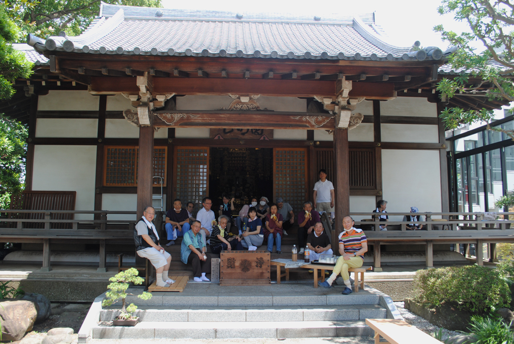 本堂清掃の会