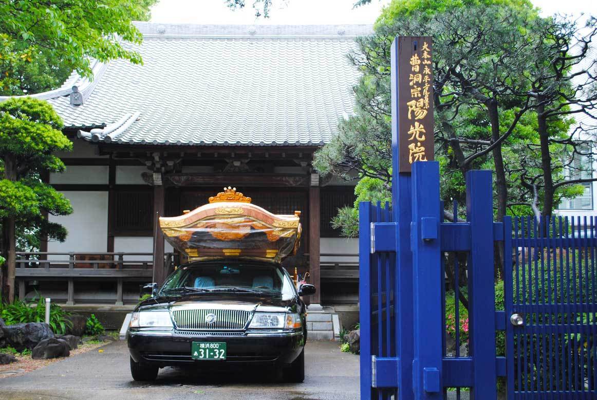本堂でのお葬式